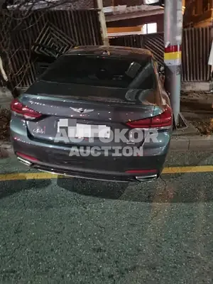 2018, Genesis / G80, 60000 км., gas, 3300 куб.см.
