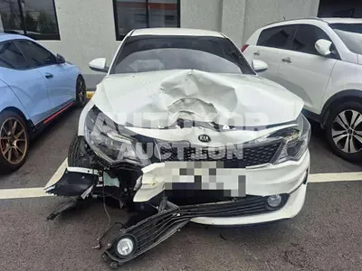 2017, BMW / B5, 45738 км., gas, 2000 куб.см.