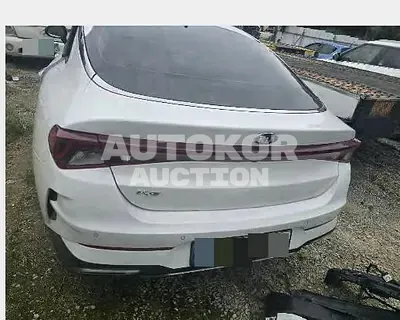 2021, BMW / B5, 49899 км., gas, 1598 куб.см.