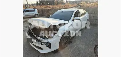 2017, BMW / B5, 100000 км., gas, 1998 куб.см.