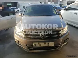 2015, Volkswagen / Tiguan, VIN: WVGZZZ5NZFW543968, 196067 км., diesel