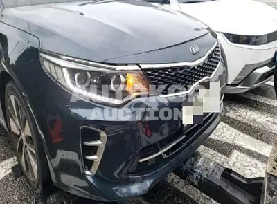 2016, BMW / B5, 133468 км., gas, 1591 куб.см.