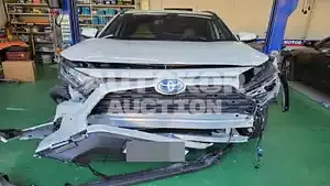 2021, BMW / B4, VIN: JTMW2RFV7MD093917, 7875 км., hybrid, 2487 куб.см.