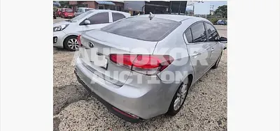 2016, BMW / Z1, 145268 км., gas, 1591 куб.см.