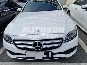 2017, Mercedes-Benz / E 300, unknown
