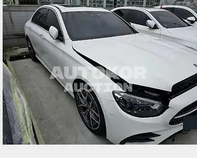 2022, Mercedes-Benz / E 220, 18532 км., hybrid, 1993 куб.см.