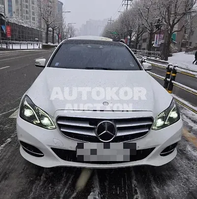 2015, Mercedes-Benz / E 400, 70602 км., gas