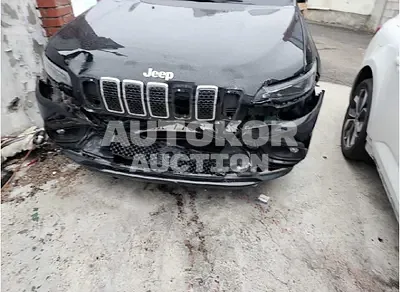 2019, Jeep / Cherokee, VIN: 1C4PJMCB4KD329523, gas