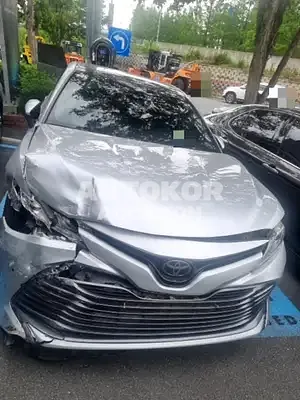 2018, Toyota / Camry, VIN: JTNB11HK0J3063807, gas