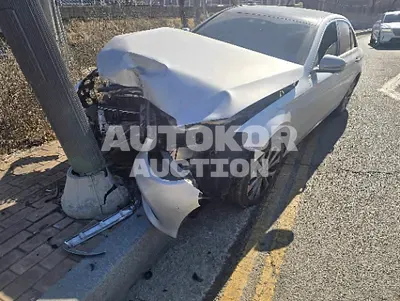 2019, Mercedes-Benz / e300, 67771 км., gas