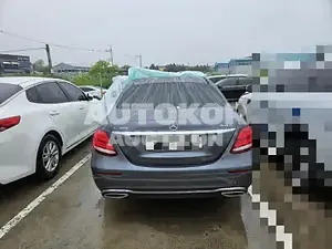 2019, Mercedes-Benz / E 300, 80000 км., gas