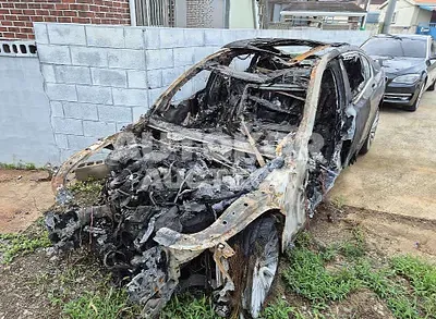 2016, BMW / 750, gas, 4395 куб.см.