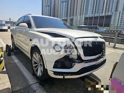 2020, Bentley / Bentayga, 62971 км., gas