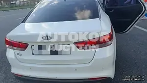 2015, Kia / K5, VIN: KNAGS411BGA020212, 200000 км., gas