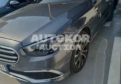 2021, Mercedes-Benz / E 300, VIN: W1KZF5EB3MA987700, 4940 км., hybrid