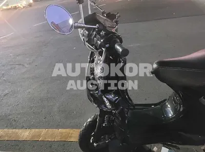 2022, BMW / 125, gas