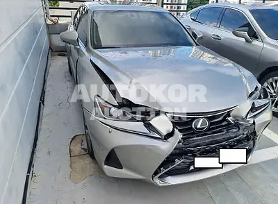 2017, Lexus / IS 200t, VIN: JTHBA5D24H5054428, 76049 км., gas