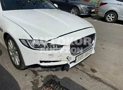 2017, Jaguar / XE, VIN: SAJAB4BG8HA969682, gas