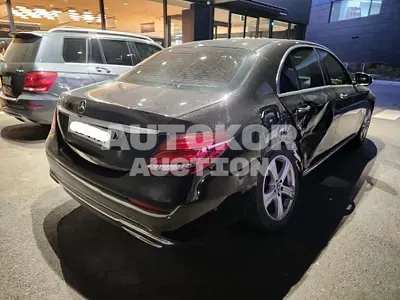 2018, Mercedes-Benz / E 200, VIN: WDDZF4CB3JA334325, 217594 км., gas