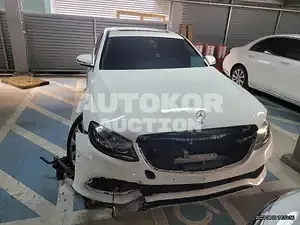 2019, Mercedes-Benz / E 220, VIN: WDDZF0FB8KA614652, 38543 км., diesel