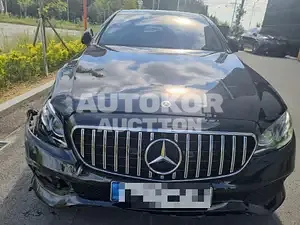 2019, Mercedes-Benz / E 300, VIN: WDDZF4KB1KA670090, 27000 км., gas