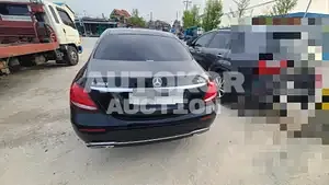 2019, Mercedes-Benz / E 300, 100000 км., gas
