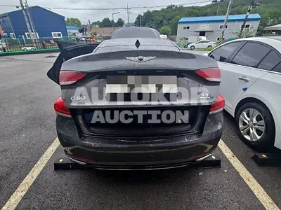 2018, Genesis / G80, 159110 км., gas, 3300 куб.см.
