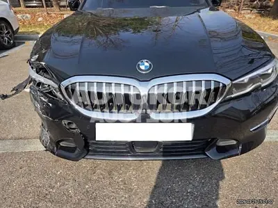 2021, BMW / 320i, 49999 км., gas