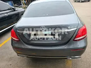 2019, Mercedes-Benz / E 220, 80000 км., diesel