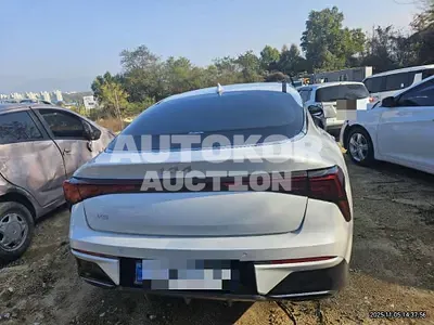 2025, BMW / B5, gas, 1600 куб.см.