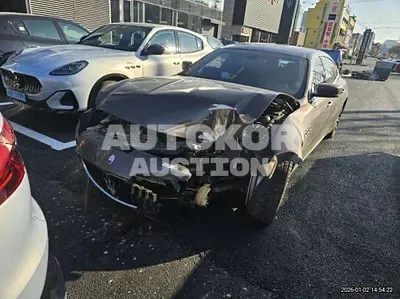 2016, Maserati / Quattroporte, VIN: ZAM56RRA1G1184904, 185712 км., gas