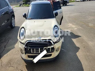 2017, MINI / Cooper, VIN: WMWXT3105H2G00714, 163938 км., diesel