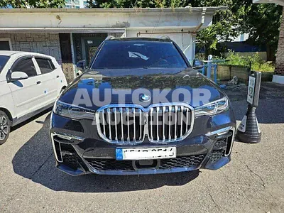 2022, BMW / 740, VIN: WBACW2109N9M84577, gas