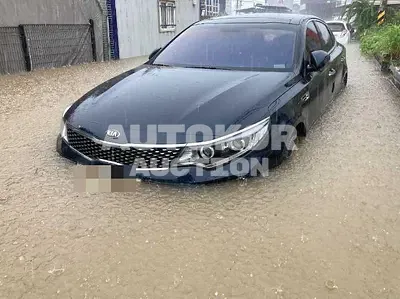 2015, BMW / B5, 138031 км., gas, 1591 куб.см.