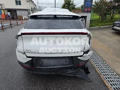 2024, Kia / ev6, VIN: KNAC281AFRA212040, 34042 км., electric