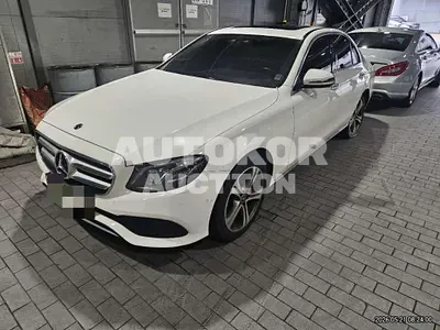 2018, Mercedes-Benz / e220, 311470 км., diesel