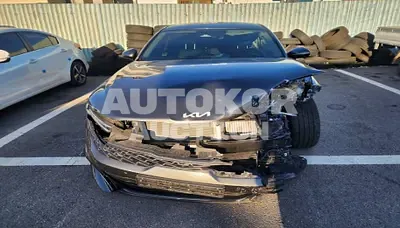 2023, BMW / B5, 20000 км., gas, 1598 куб.см.