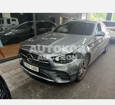 2023, Mercedes-Benz / e220, 37017 км., diesel