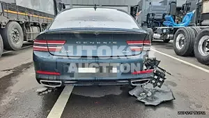 2021, Genesis / G80, 76392 км., gas