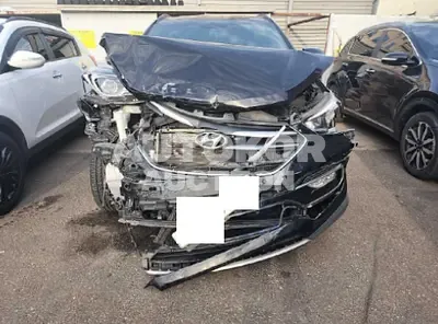2017, Hyundai / Santa FE, VIN: KMHSW81UBHU725541, 97328 км., diesel