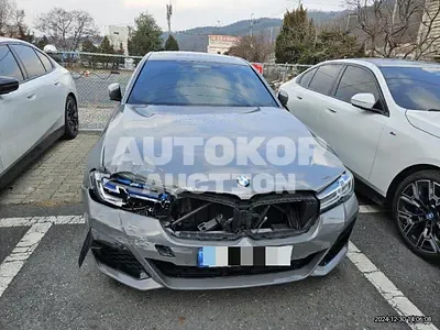 2022, BMW / 550, 39657 км., gas