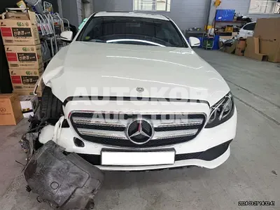 2018, Mercedes-Benz / E 200, VIN: WDDZF4CB8JA441791, 34285 км., gas