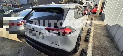 2022, Toyota / RAV4, 30940 км., diesel