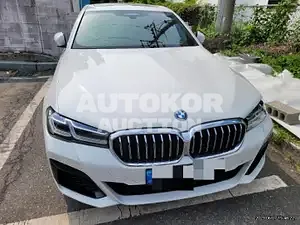 2022, BMW / 530, 3514 км., hybrid
