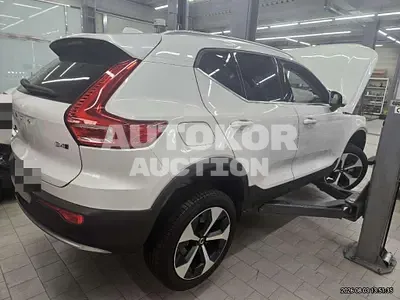 2024, Volvo / XC40, gas