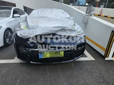 2025, Porsche / Panamera, 18592 км., hybrid