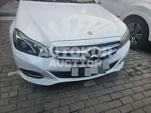 2015, Mercedes-Benz / E 250, VIN: WDDHF9HB2FB105685, 226859 км., diesel