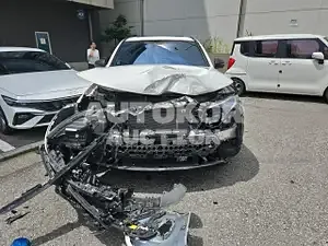 2020, Mercedes-Benz / C 400, VIN: W1K8P9AB2LF011012, electric