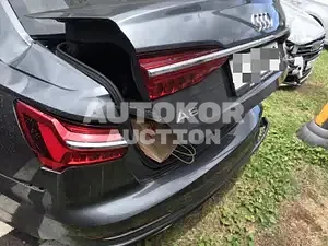 2020, Audi / A6, VIN: WAUZZZF25LN037267, 19044 км., gas