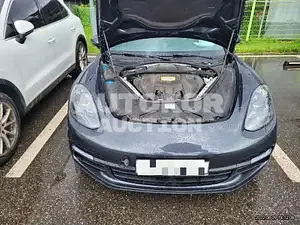 2020, Porsche / Panamera, 28930 км., hybrid, 2894 куб.см.